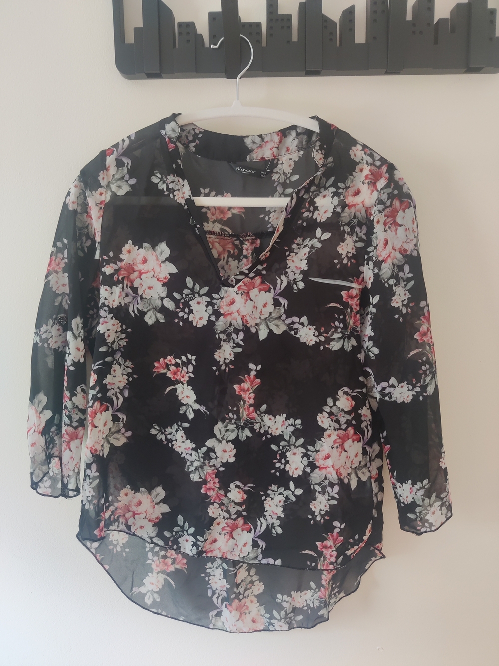 Black Floral Sheer V-Neck Blouse - Unbranded